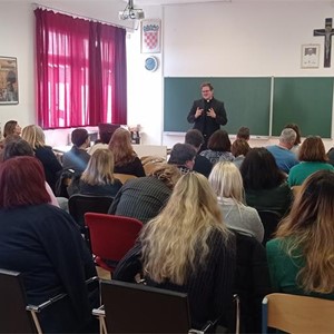 Održana korizmena duhovna obnova za djelatnike Nadbiskupske klasične gimnazije 